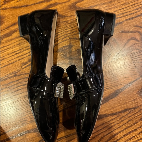 Miu Miu Shiny Black Loafers with Crystal Logo - Picture 5 of 6